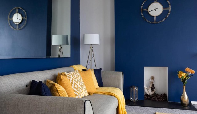 Blue Sea View Apartment