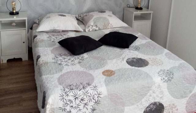 blue shutters Homestay rooms with private access