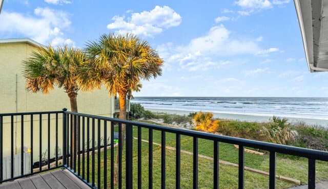 Blue Skies Oceanfront 2 bedroom townhouse