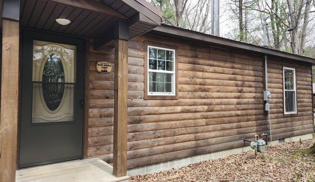 Blue Spruce Cabin Getaway