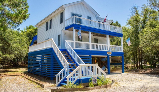 Blue Turtle Beach House with 2 pools, hot tub near beach in Chicahauk, Free Heat