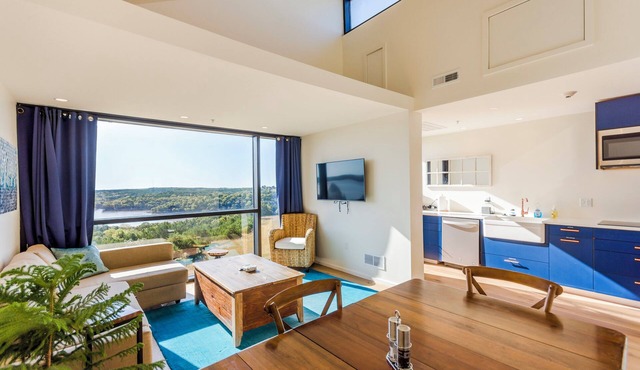 Blue Vista Stone Lodge
