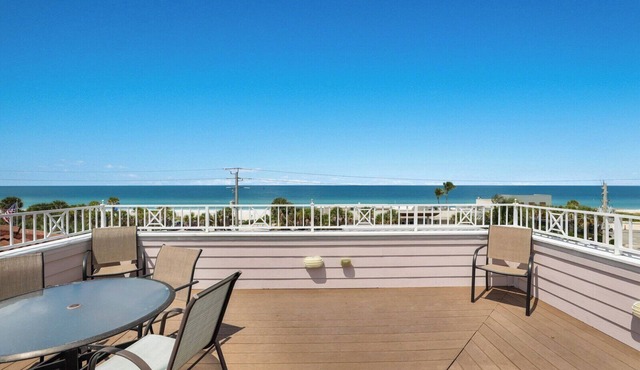Blue Water Escape by Duncan Real Estate