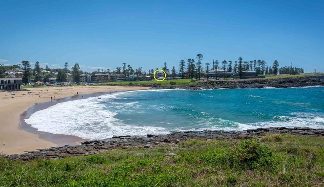Blue Waves, Kiama, South Coast