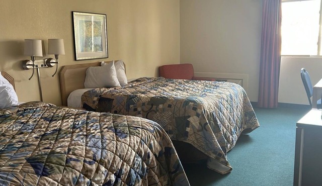 Blue Way Inn La Crosse Extended Stay - Deluxe 2 Queen Bed Non Smoking