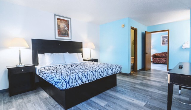 Blue Way Inn & Suites Wellington