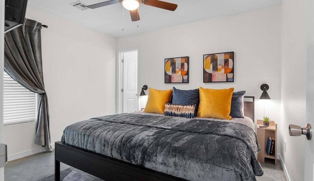 Blue Whale Bungalow @ Route 66/Hard Rock Casino