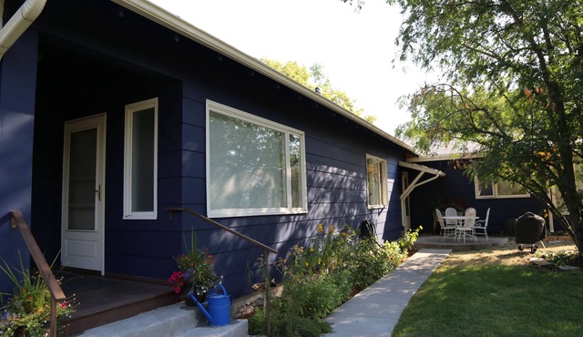 Blue Willow Guest House in the Heart of Bozeman, Montana