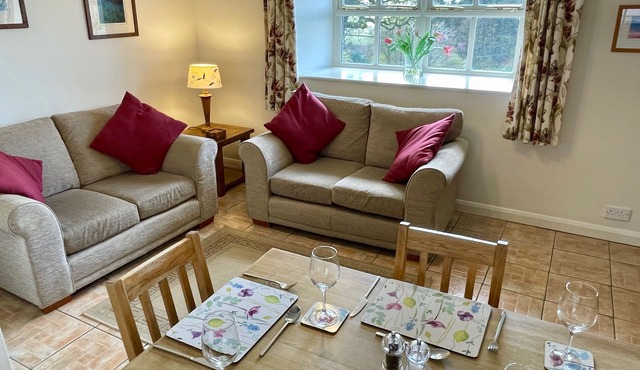 Bluebell Cottage 3-bedrooms (sleeps-4)