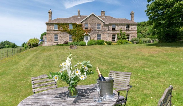 Bluebell Cottage, Euridge - Sleeps 6 in 3 bedrooms