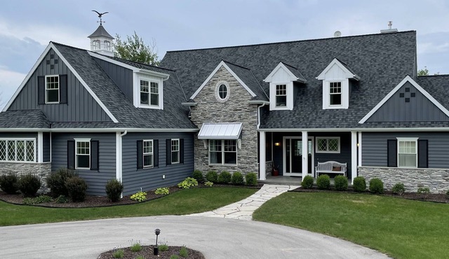 Bluebell Cottage: Luxury Waterfront Home with Private Pier