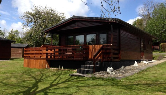 Bluebell Lodge 4 with Hot Tub, Newton Stewart