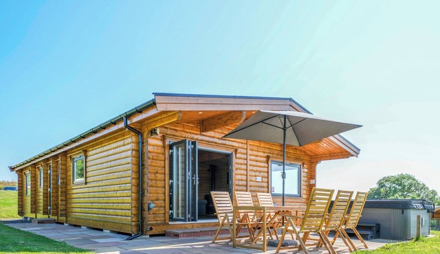 Bluebell Lodge - UK50875