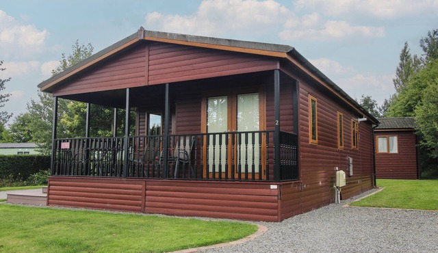 BLUEBELL, pet friendly, with a garden in Eardisland