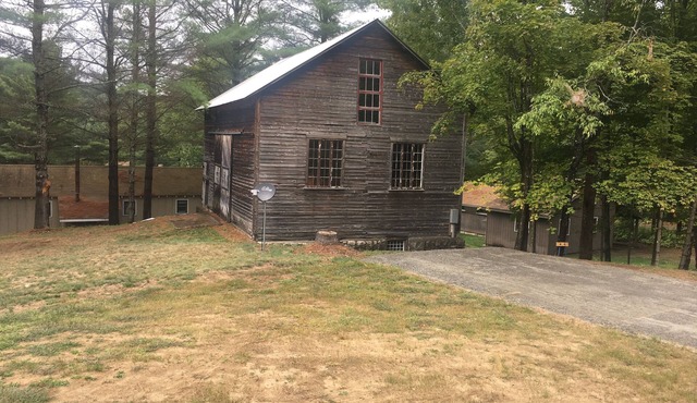 Blueberry Hill Motel