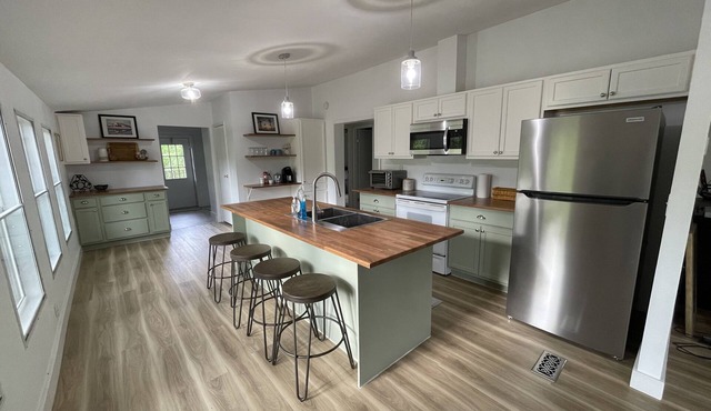 Blueberry Hill - Peaceful get away for the whole family!