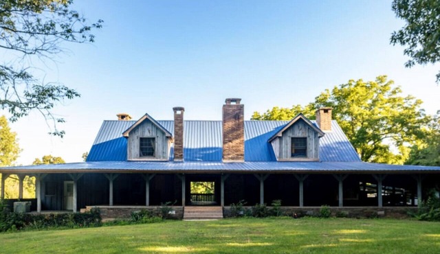 Bluebird Estate Ozark Retreat