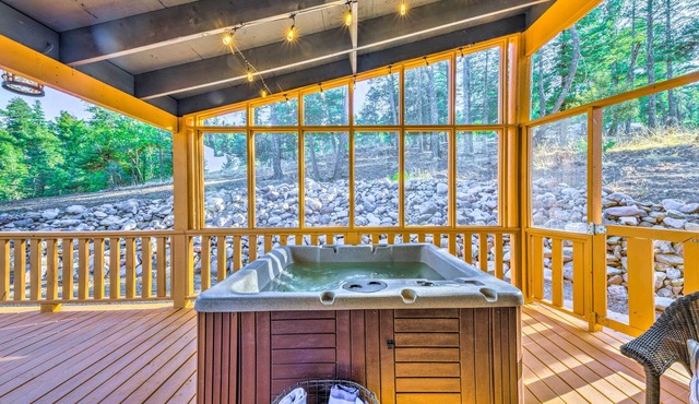 ‘Bluebird Pines’ Cabin with Gas Fire Pit & View!