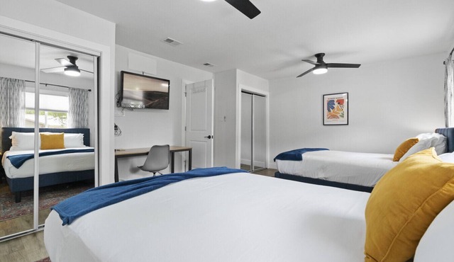 Bluebonnet Getaway - 4 bedroom