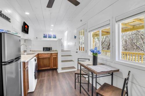 Bluebonnet Hideaway at Moonlight Getaway