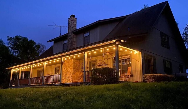 Bluebonnet Ridge - Historical Family Farm!
