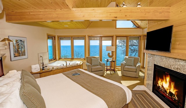 Bluefin Bay on Lake Superior