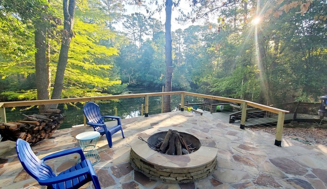 ★Bluegill Cottage★ by the lake - Kayak, pedal boat, fishing, private dock