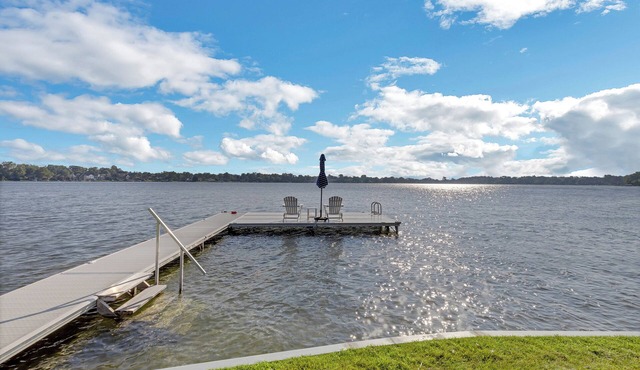 Bluegill Cottage- Summer at the Lake – Swim, Kayak, and Make Memories!