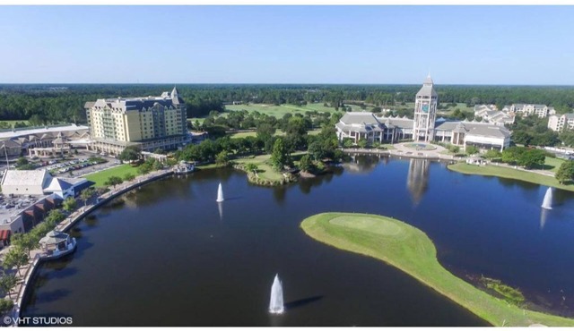 Bluegreens Grande Villas at World Golf Village® is a country club-style setting.