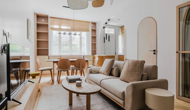 Blueground | Auteuil, washer, nr Monceau Park
