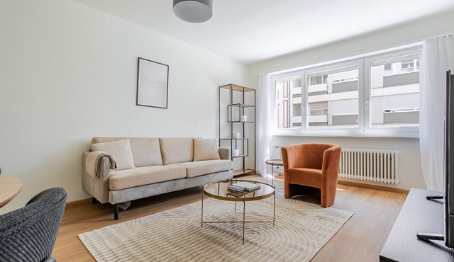 Blueground | Basel-Matthäus, balcony, nr Tinguely Museum