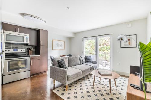 Blueground Bellevue gym rooftop wd nr park SEA-714