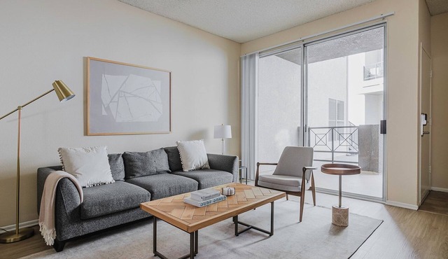 Blueground | Burbank 1bd apartment