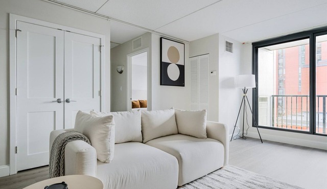 Blueground | Cambridgeport, rooftop, nr Charles River