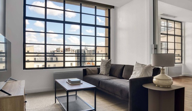 Blueground | Champs Elysées, security, furnished