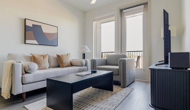 Blueground | Del Valle, pool, nr McKinney Falls