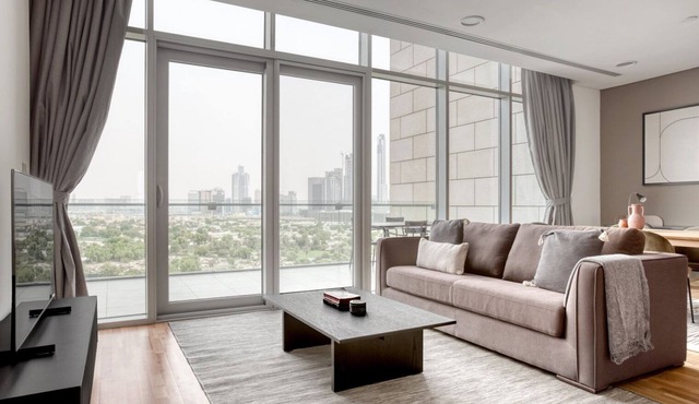 Blueground | DIFC, pool, nr Dubai Mall