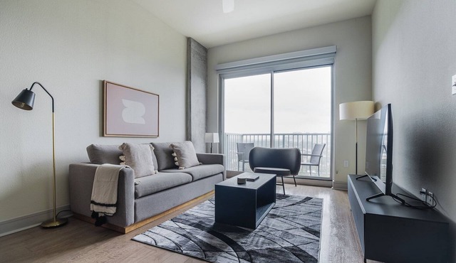 Blueground | Downtown 1bd apartment