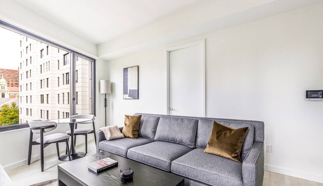 Blueground | Downtown Brooklyn, rooftop, nr Brooklyn Bridge