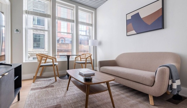 Blueground | Downtown Crossing, view, nr Boston Common