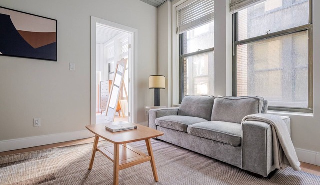 Blueground | Downtown Crossing, view, nr Boston Common