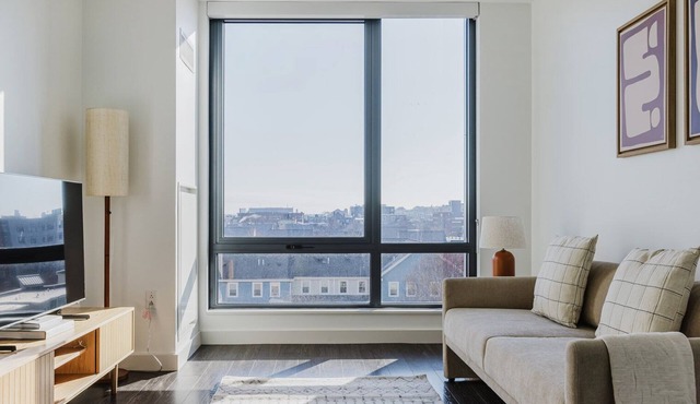 Blueground | East Boston, art & pool, nr park