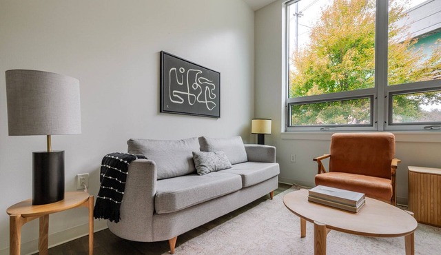 Blueground | East Cambridge, pool, nr Charles River