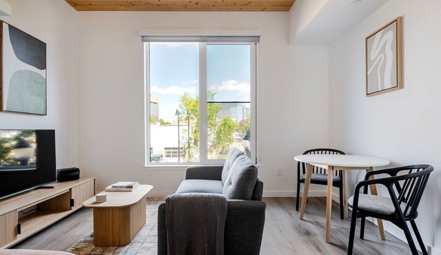 Blueground | East Somerville, rooftop, nr Prospect Park