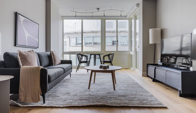 Blueground | Foggy Bottom 1bd apartment