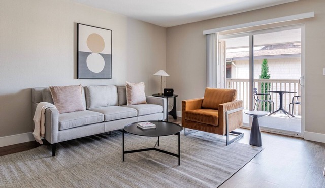 Blueground | Foster City, pool, nr Bay Trail