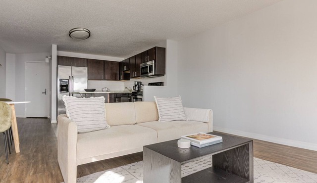 Blueground | Gold Coast, AC, nr Hancock Center