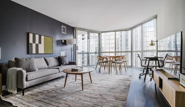 Blueground | Gold Coast, rooftop & gym, nr Hancock