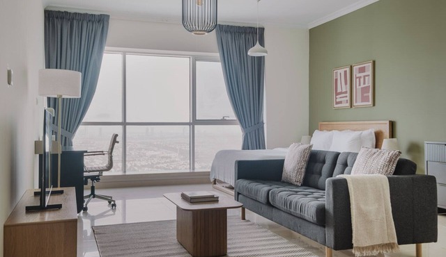 Blueground | JLT, rooftop pool, nr Dubai Marina