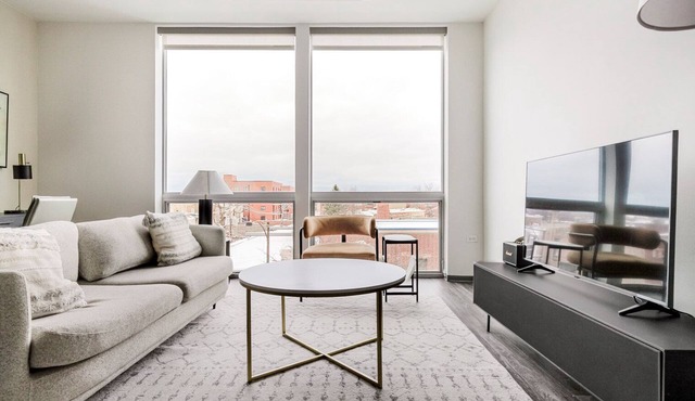 Blueground | Logan Square, rooftop, nr Humboldt Park